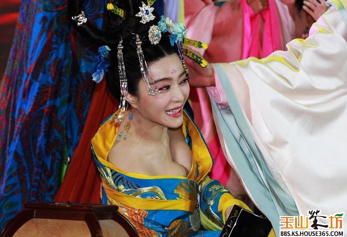 性感武则天  范冰冰 出演大型古装 电视剧 《武则