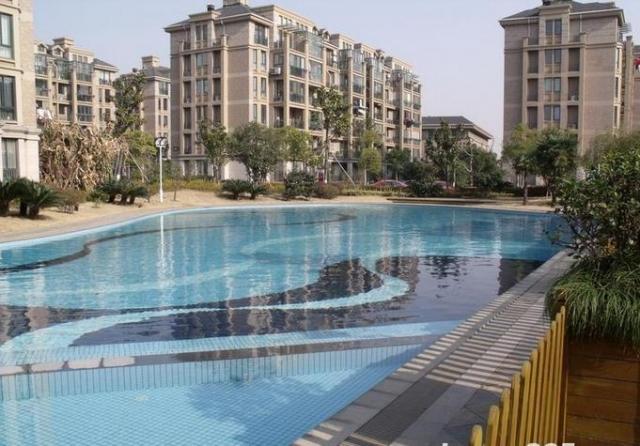 御道街 月牙湖 御水湾花园 满五年 精装两房 黄金地段 急售